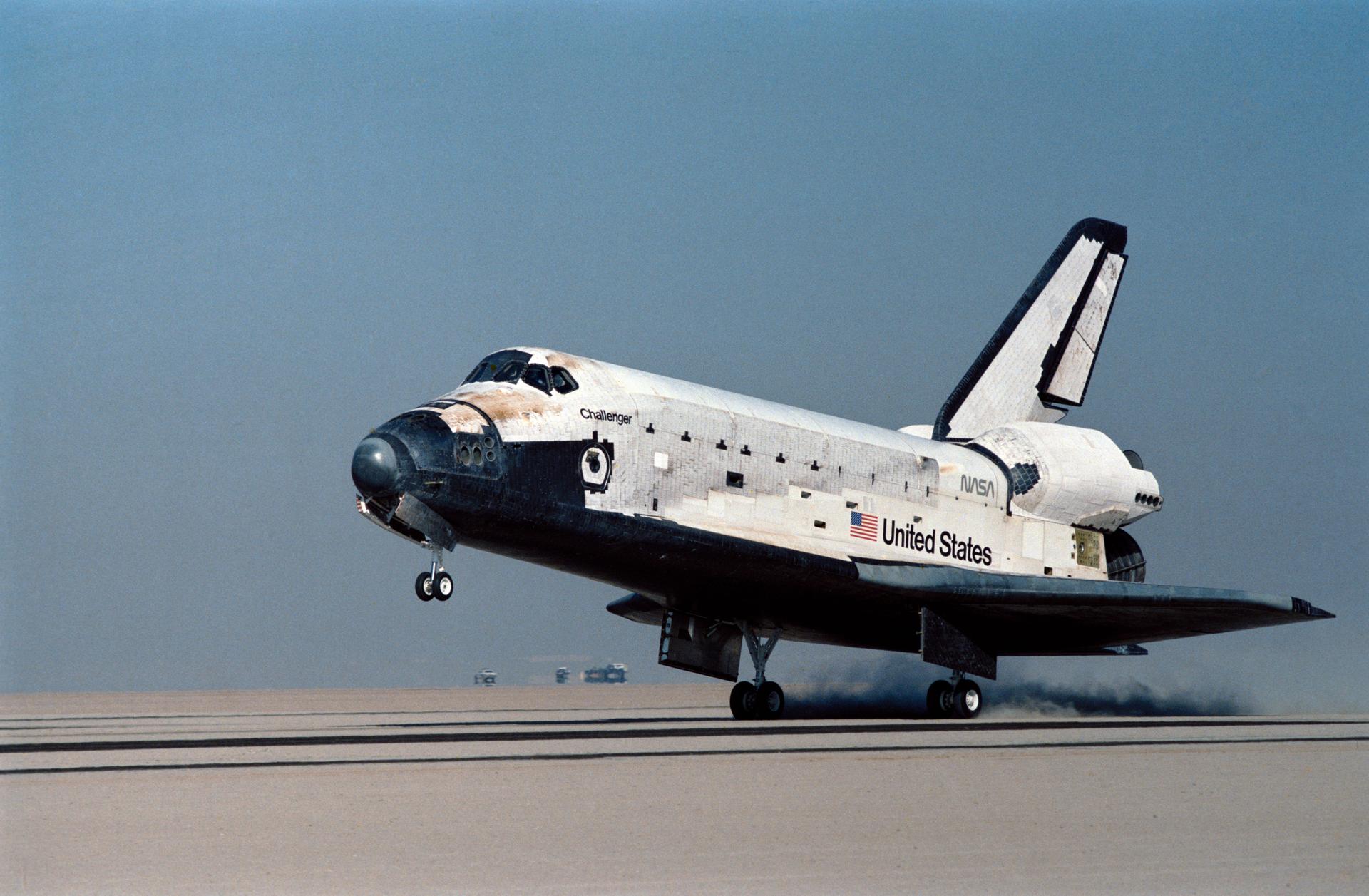Space shuttle landing